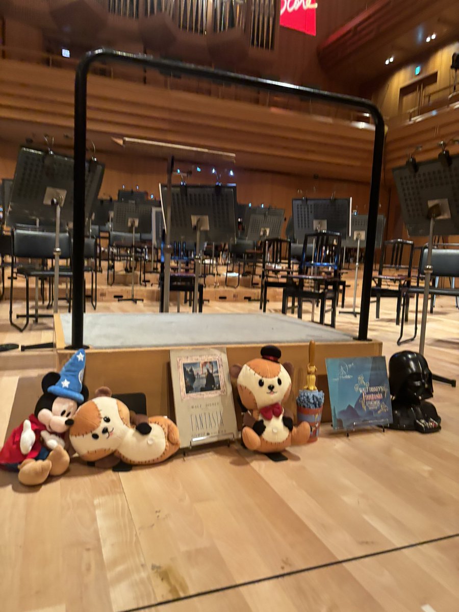 TSUTAYA2002's tweet photo. 今日は映画サークルでFILM SCORE PHILHARMONIC ORCHESTRAの公演「CINEMA CLASSICS ―映画に選ばれたクラシックの名曲たち―」に行きました！
 #フィルフィル https://t.co/8Dr7ZiOsuF