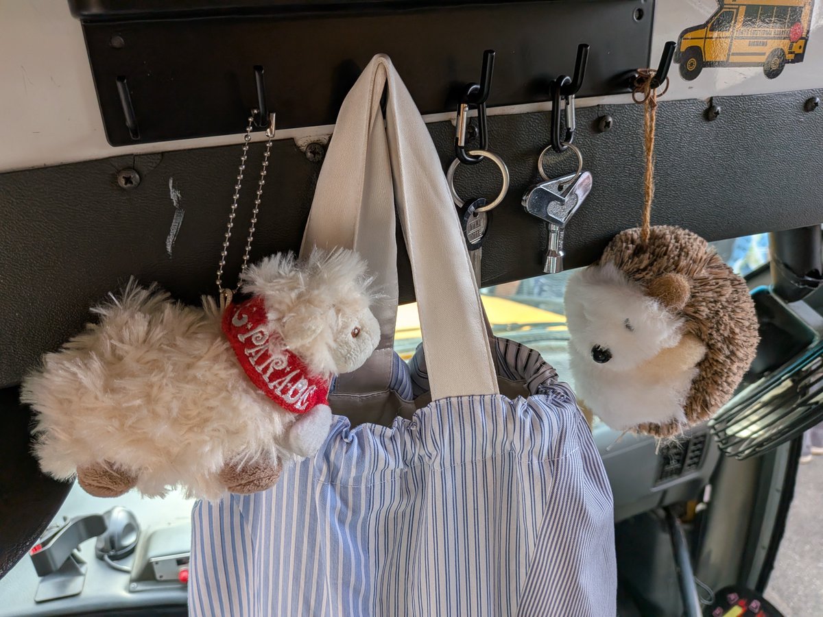 bm_be__'s tweet photo. 🦔くんとメリロ🐑ちゃん

#BIGMAMA20th https://t.co/PL4POJ1uaE