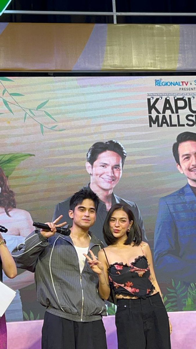 MikWillOFC's tweet photo. More of our #MikWill in their first mallshow.

Huge thank you to everyone who made today's event a success, especially to our MikWill Davao peeps who showed up and showed so much love. 🧡

Here's to the first of many, MikWill! 🧡 https://t.co/sd6chypNpM