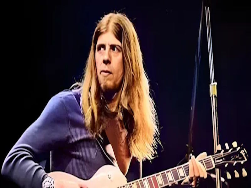 VinylRecordSale's tweet photo. https://t.co/XQqpgRaRKk John Mayall was one of the men who turned Britain on to the blues, earning his nickname “The Godfather of British Blues” by building the Bluesbreakers... #JohnMayall #Mayall #Bluesbreakers #Blues #BritishBlues #BluesVinylRecords #BluesVinyl #BluesRecords https://t.co/jHSaOBw7pY