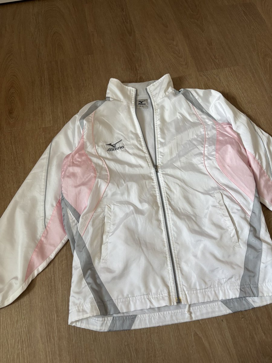 user20021409's tweet photo. ส่งต่อ เสื้อวอร์ม เสื้อกีฬา mizuno

180฿ รวมส่ง

dm ดูเพิ่มเติมได้ค่ะ

#ส่งต่อเสื้อผ้า #เสื้อผ้ามือสอง #เสื้อมือสอง #โล๊ะตู้ #เสื้อผ้ามือสองสภาพดี #เสื้อผ้ามือสองราคาถูก #ส่งต่อเสื้อกีฬา https://t.co/LEUn1YiXLQ