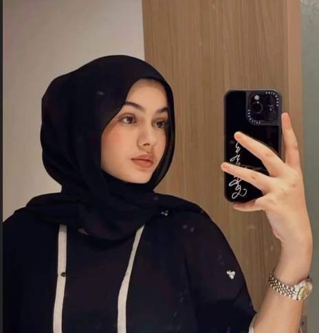 120Nio's tweet photo. لماذا أشعر أني أركض خلف شيء لن يكون لي؟ 🤗💔 https://t.co/raMHM3ao9A