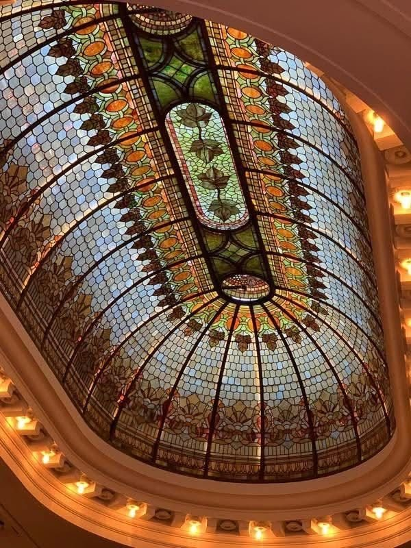 etginlik's tweet photo. Yitirilen bir değer:

▬ Vitray çatılı yüksek tavanlı işletmeler. https://t.co/ORAWEPDzDy