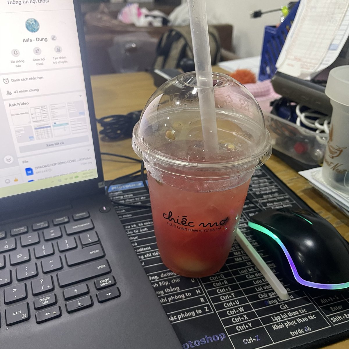 Thefanchadwhite's tweet photo. Minhhhhien và kiếp nạn lens mắt https://t.co/EGtPjpu5eh