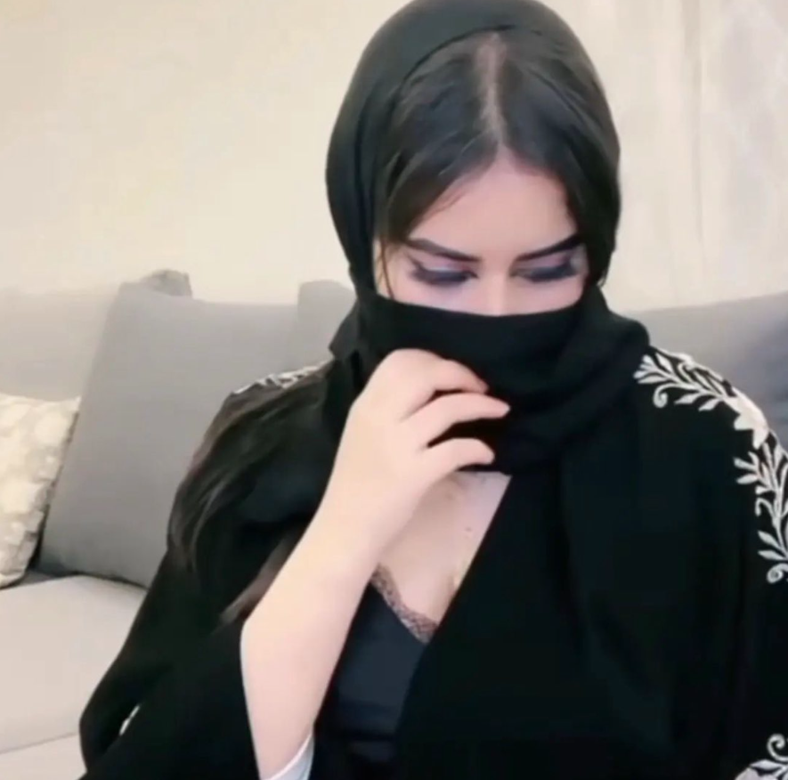 a29Amay's tweet photo. أخاف أن أحتاج لأحد لا يحتاجني؟ 😢🔥 https://t.co/r9BWEAeNkw