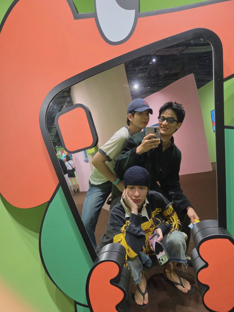 SiriTD_NT's tweet photo. น่ารักกันมากกกก🤏🏻💚💙

#ออฟกัน #Tawan_V https://t.co/3VCQQtilJ4