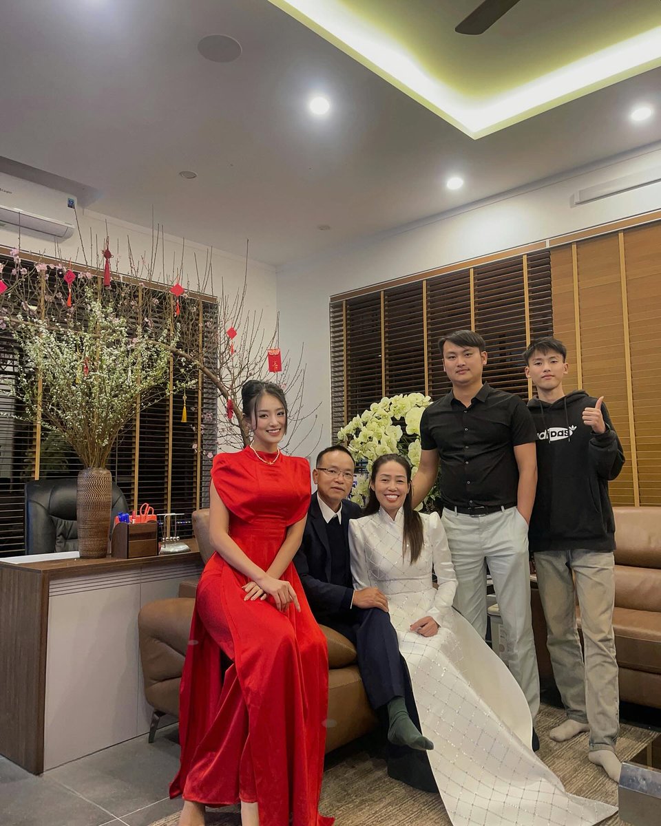 RileyFrelo6dvj's tweet photo. Nếu anh là sách, thì em sẽ là vo
VMbNjm https://t.co/KvTz9PW6jn