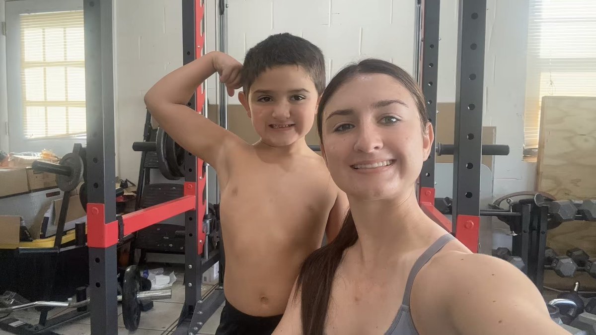 olivialewis2028's tweet photo. Starting the weekend off with a leg workout with Colton! #olivialewis2028 #workforthem #60forme #siblings #softball https://t.co/nzaBzfDYk2