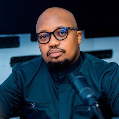 Umweneforongo's tweet photo. Ntabwo Narinziko #TeamIneza yakuriye Mwana ! Ihangane wumve Utuje Ntabwo badukanga iyo ushaka Amasoso nayo tuyaterekaho .Kama kawaida😁!
Mbwira #Mugenzi
#Bibio #NaMakurata wapfuye mumugarure Ubundi Dukore Ikiganiro mpaka.
Ubundi mwabona arguments Mutazanyemo Genocide 😆😆 https://t.co/nxlZccfuBl