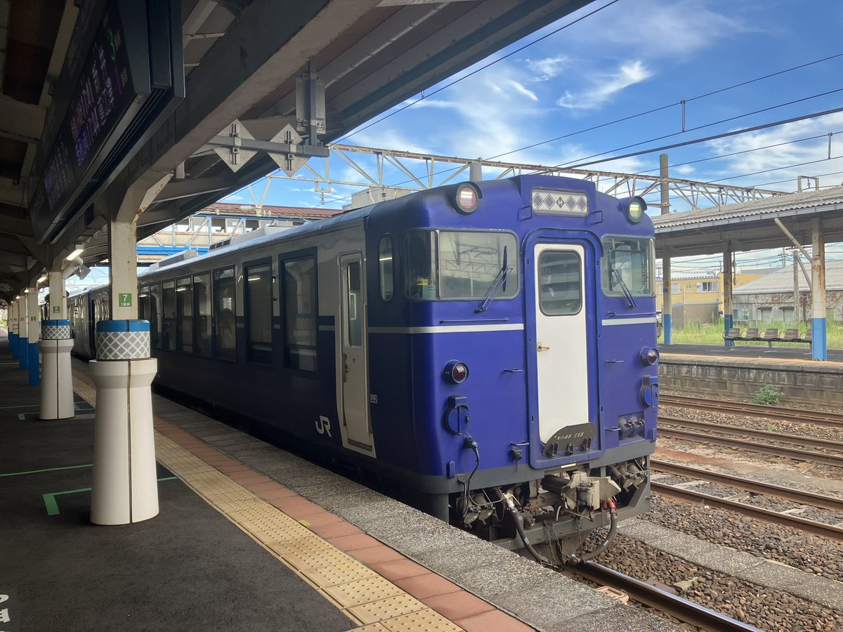 yahikotaro's tweet photo. @KZY_1971 国境越えて、これに乗ってました。 https://t.co/3BJ5SS8B2g