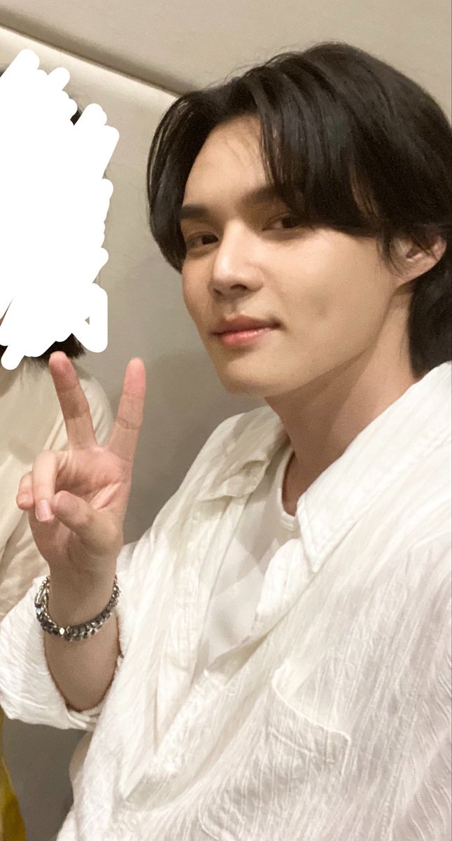 minadotnim's tweet photo. ศิลปินเกาหลีคนแรกที่เราได้ใกล้ชิดเค้าขนาดนี้ 
รู้จักมา 9 ปี เหมือนฝันเป็นจริงง เซจุนไนซ์มาก อบอุ่น เป็นกันเองกับฟคสุดด
ฮืออออออิ่มความสุขมาก เซจุนหล่อมากจริงง 💘

#LIMSEJUN #임세준
#LIMSEJUNADayWithYouBKK
#ADayWithYou https://t.co/aZysflGnF9