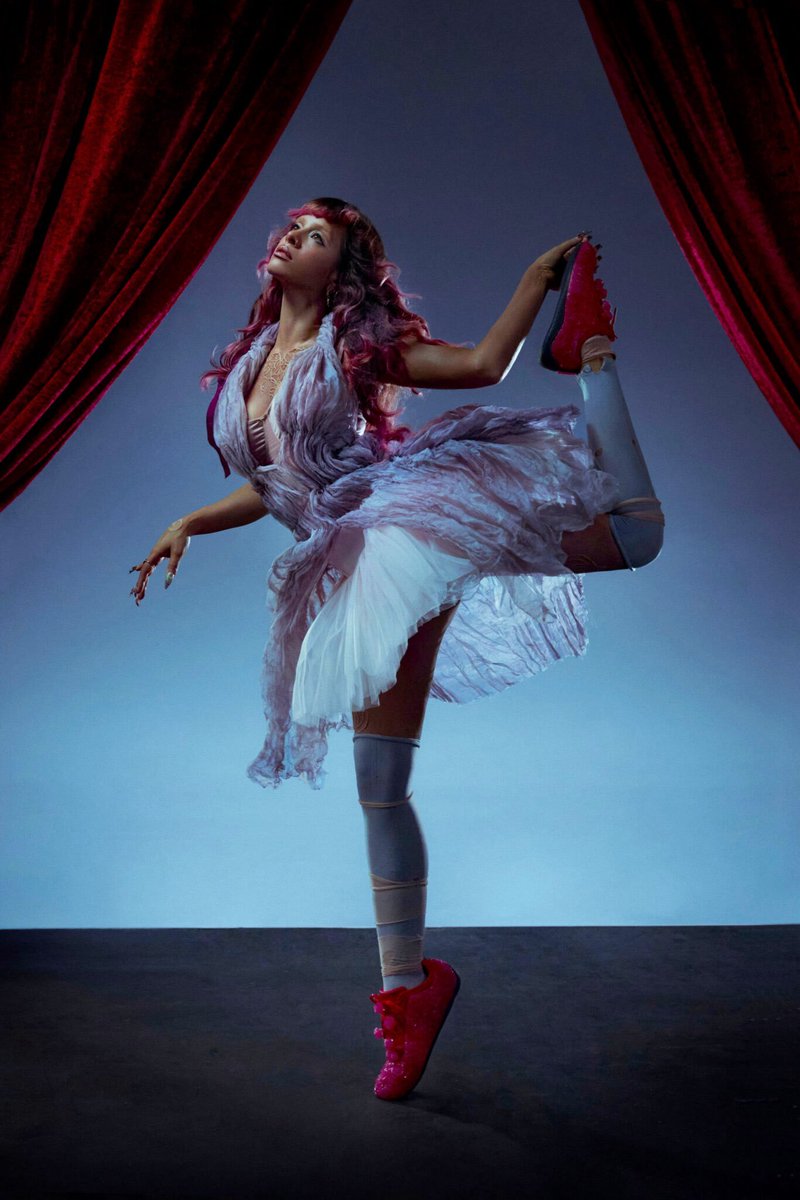 updatecultura's tweet photo. Melanie Martinez para a V Magazine. https://t.co/3qN2EKzax9