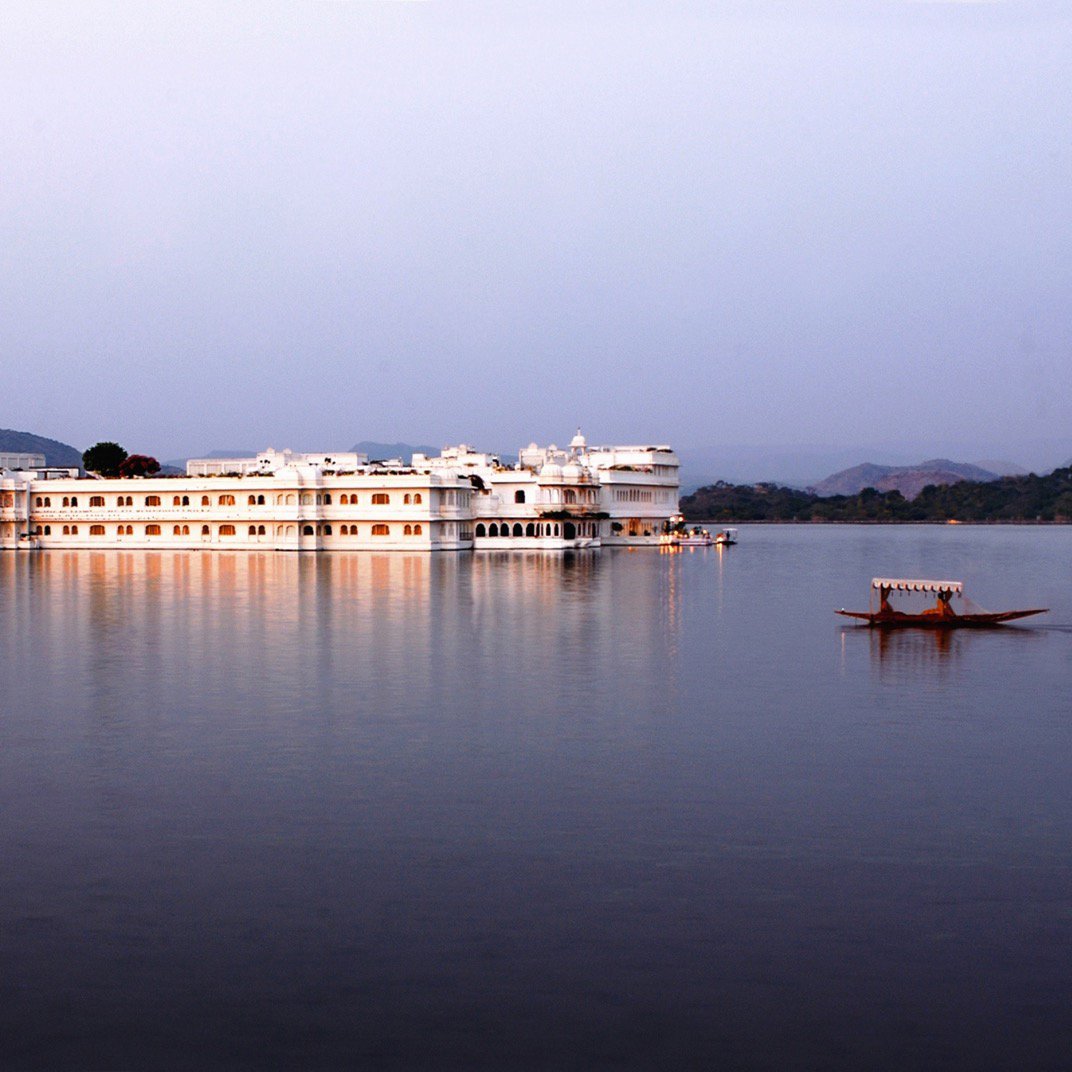 MichelinGuideUK's tweet photo. Every Three-Key Hotel in the World:

A Guide to the Best of the Best

The Three Keys are the best hotels in our selection. Use this guide to explore them on every continent, country by country

Read more here: https://t.co/JXJYi9kIYK https://t.co/dFGF3R15kI