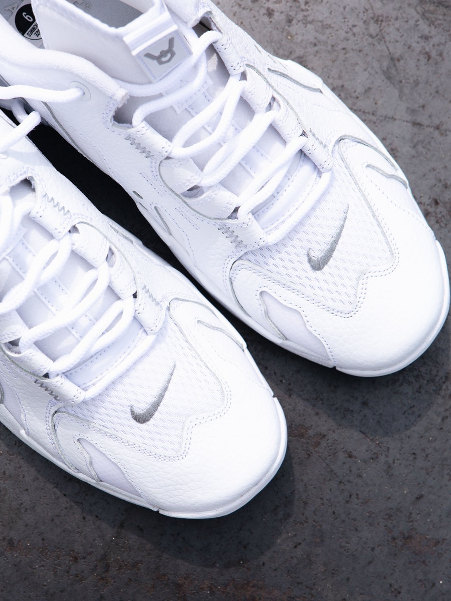 JustFreshKicks's tweet photo. Nike DT Max ‘96 Low "White" 🤍

https://t.co/aukJqr1OkK https://t.co/KStUyPBQw7