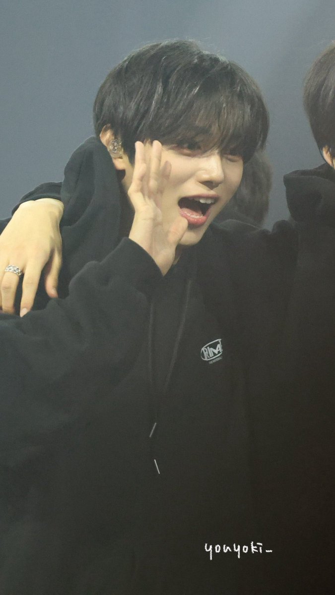 sctoGh_408's tweet photo. ..사귐통오진다 https://t.co/ldUl33QEvt