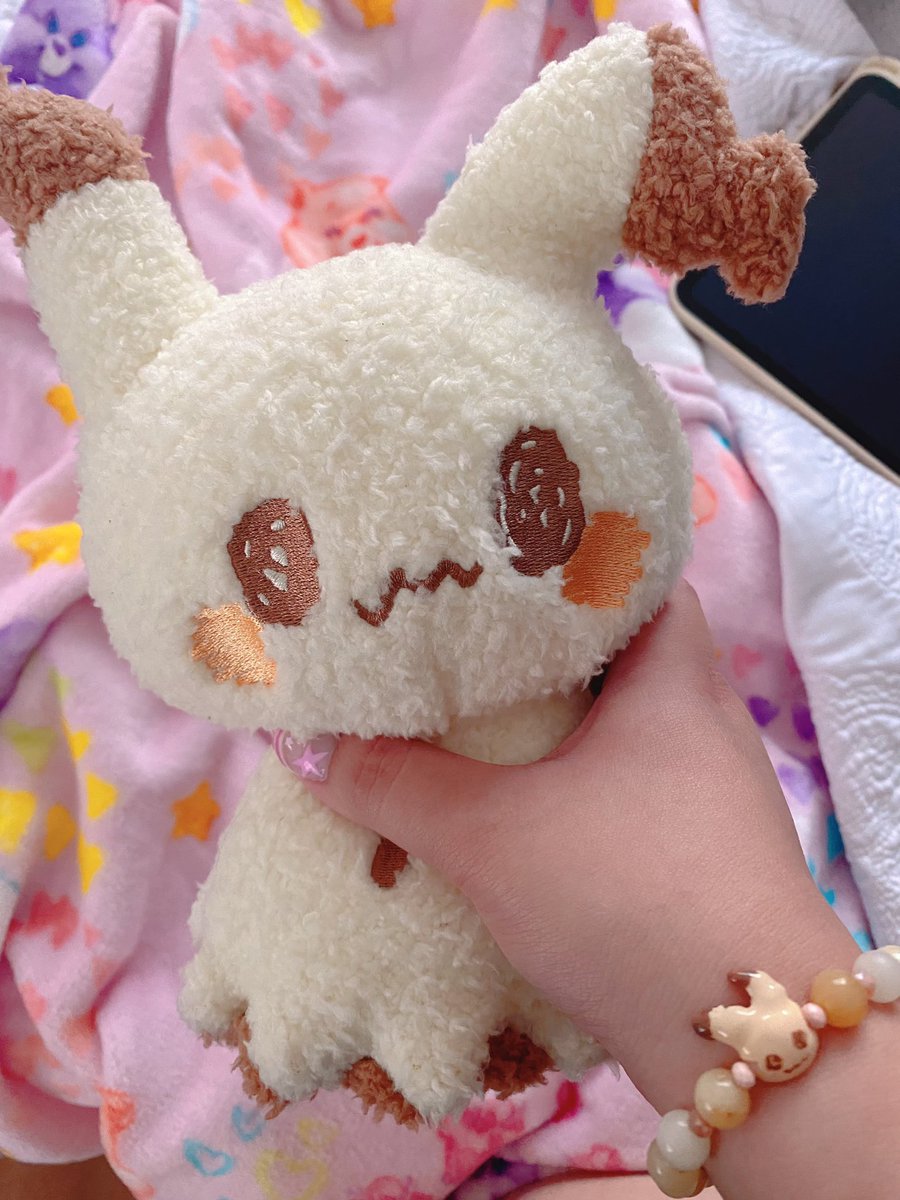 hellomiuni's tweet photo. Mimikyu 💛 https://t.co/IWVEOlrgh9