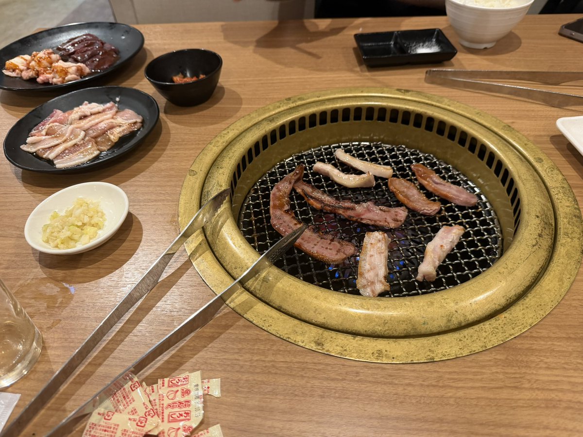 superpotetiland's tweet photo. コミケ終わり https://t.co/zvUiEeELST
