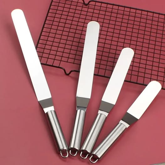 kitchelemspro's tweet photo. Create smooth, professional-looking cakes with this stainless steel icing and frosting spatula. Available in multiple sizes, it's perfect for spreading, smoothing, and decorating your favorite desserts!
#CakeDecorating, #FrostingSpatula, #BakingTools
https://t.co/ynVRfP7KEg https://t.co/FuUbSM8TGN
