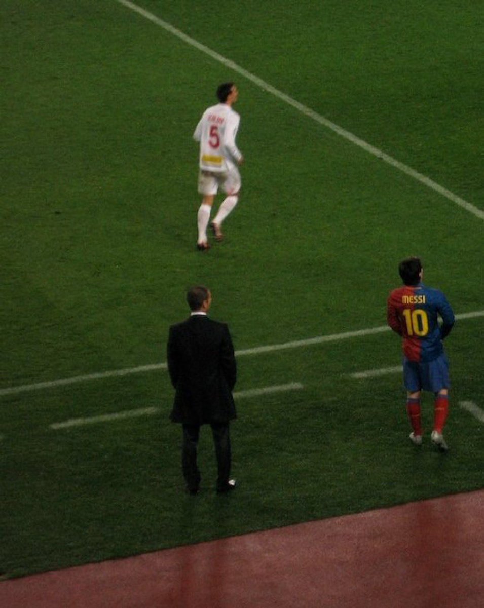 sozirv's tweet photo. Guardiola - Scaloni - Messi https://t.co/4EcTGUJbkV