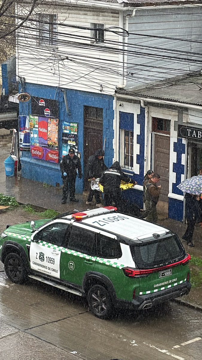 lagotu's tweet photo. Cuerpo encontrado en 4 oriente con 12 norte. Se encuentra carabineros y seguridad ciudadana @sitiodelsuceso #viña https://t.co/y8s3ICqBer