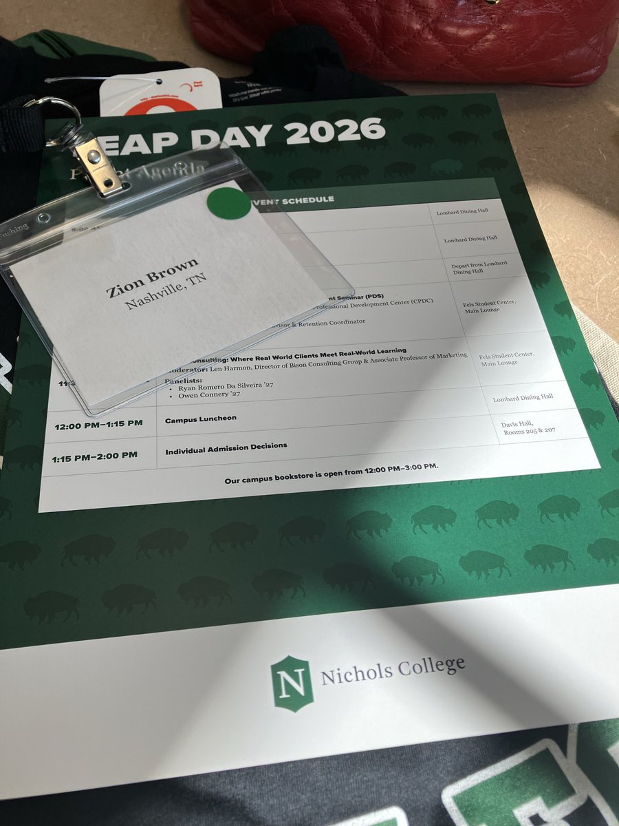 ZionBrown_615's tweet photo. Had a great time on my visit with Nichols College this Friday!! great atmosphere, beautiful campus, and an amazing coaching staff. Thank you for the experience!!
Roll Bison💚🖤 
#UnCommitted https://t.co/1hdMZD316j