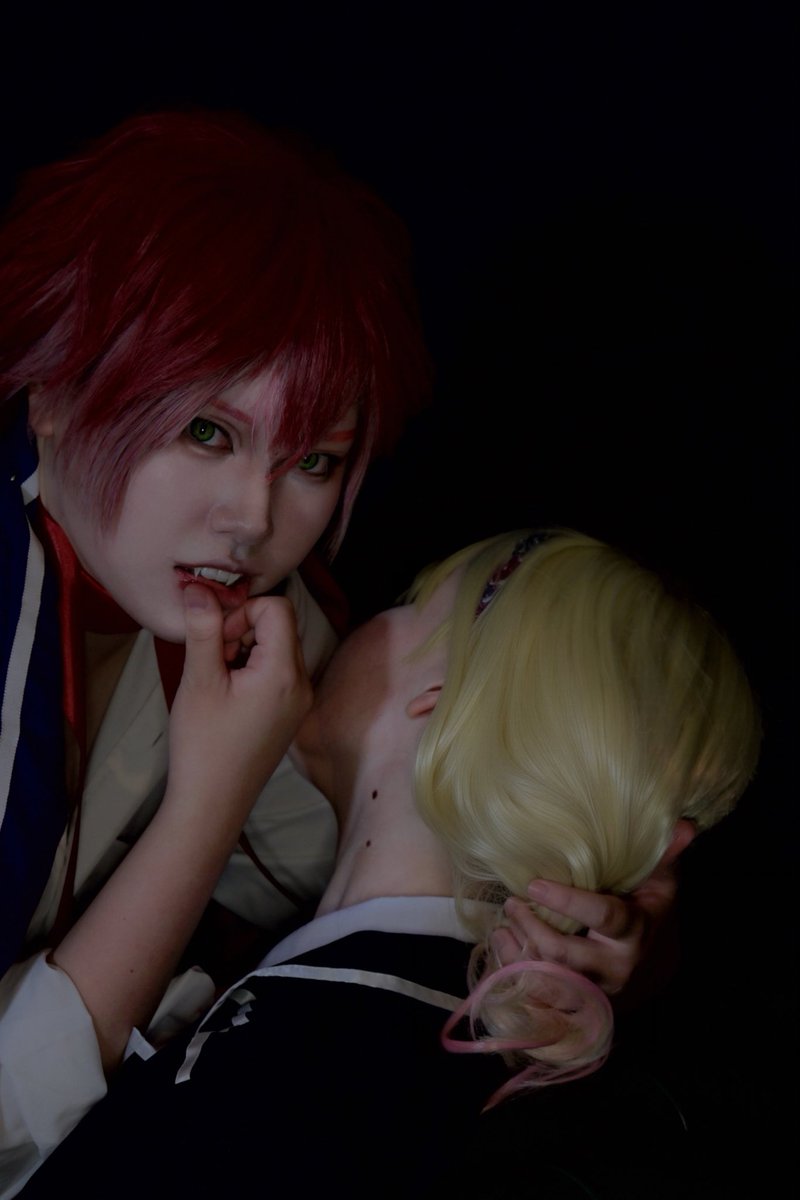 hanashukusha's tweet photo. ディアラバ/逆巻アヤト/Cosplay
⚠️血表現有
「オマエの血はオレ様のもんだ
                 もっとオレに味あわせろよ」

📸▶︎@satituki_cas https://t.co/JGx51B3jkv
