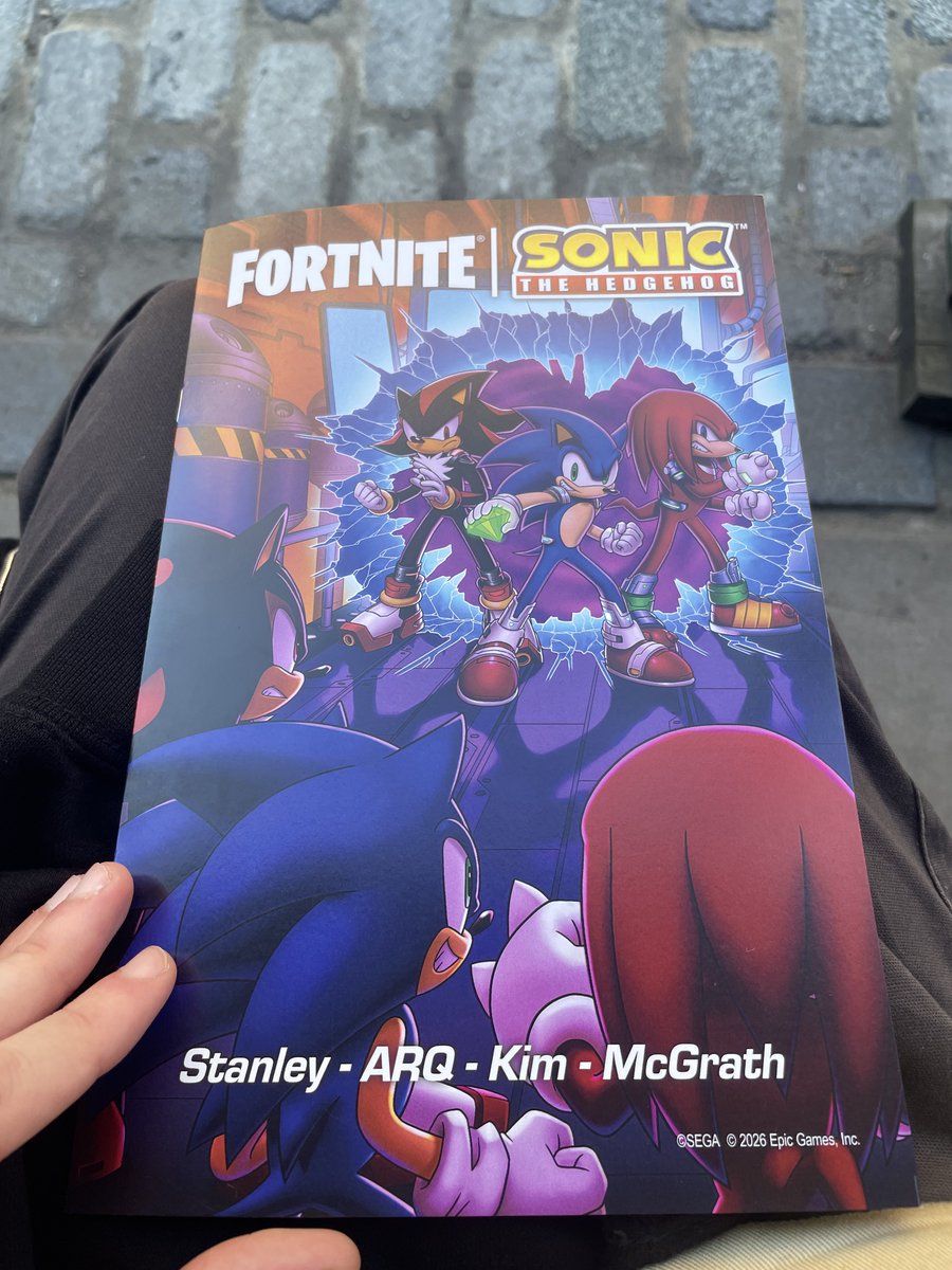 IlanAlt_'s tweet photo. All Fortnite Sonic Comic Pages Thread! https://t.co/k1X4A1lpYa