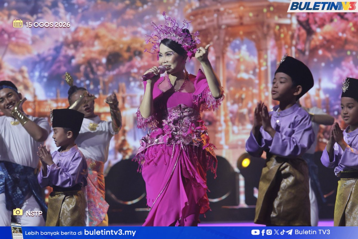 BuletinTV3's tweet photo. AJL40 | Antara persembahan lagu yang dipertandingkan pada Anugerah Juara Lagu (AJL) ke-40 di Unifi Arena, Bukit Jalil, ibu negara. 

#BuletinTV3 #AJL40 #KarpetMerah #BlackTie #Stardust https://t.co/poPBQfHUva