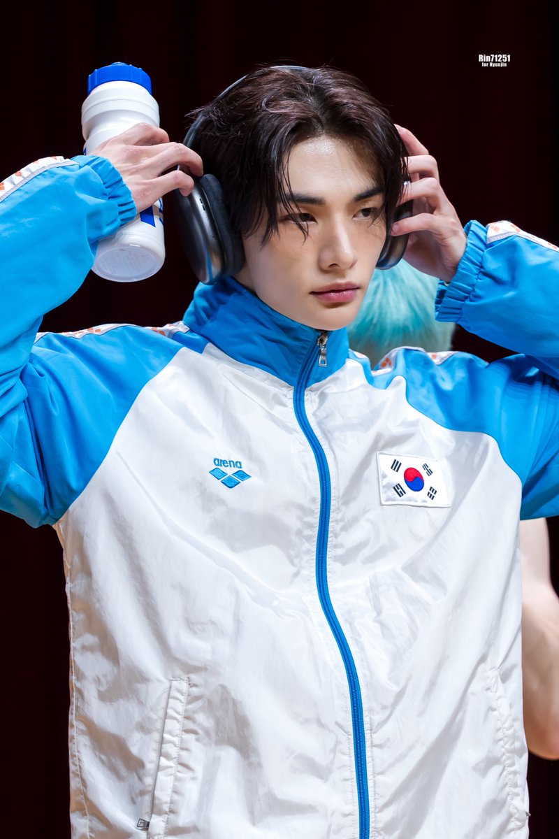 Rin71251's tweet photo. 20260814
#현진 #Hyunjin https://t.co/zd6kYODw9A