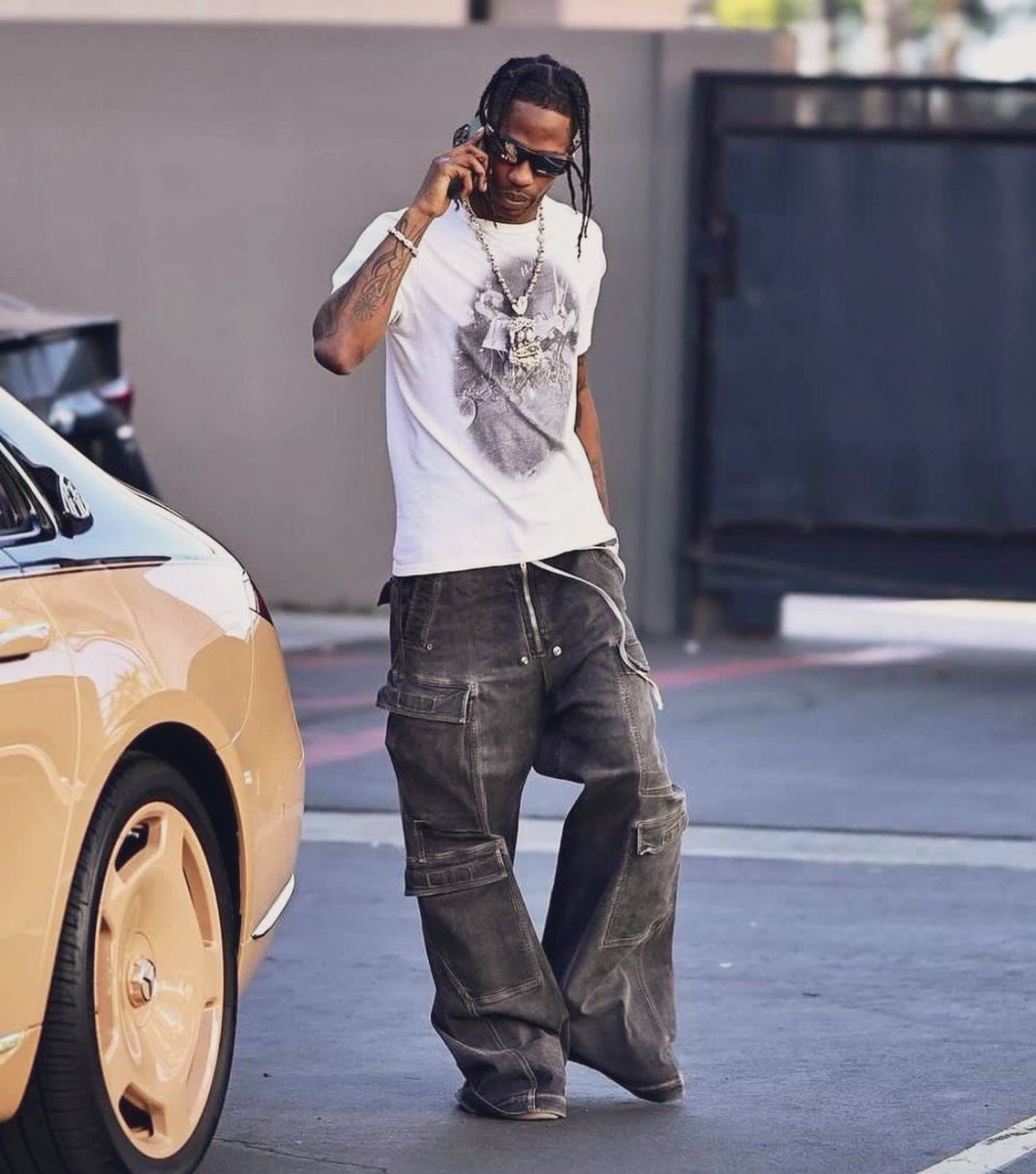 DodoFits's tweet photo. Idc these Jeans was the holy grail in 2023 https://t.co/C5PT5H1Jl6