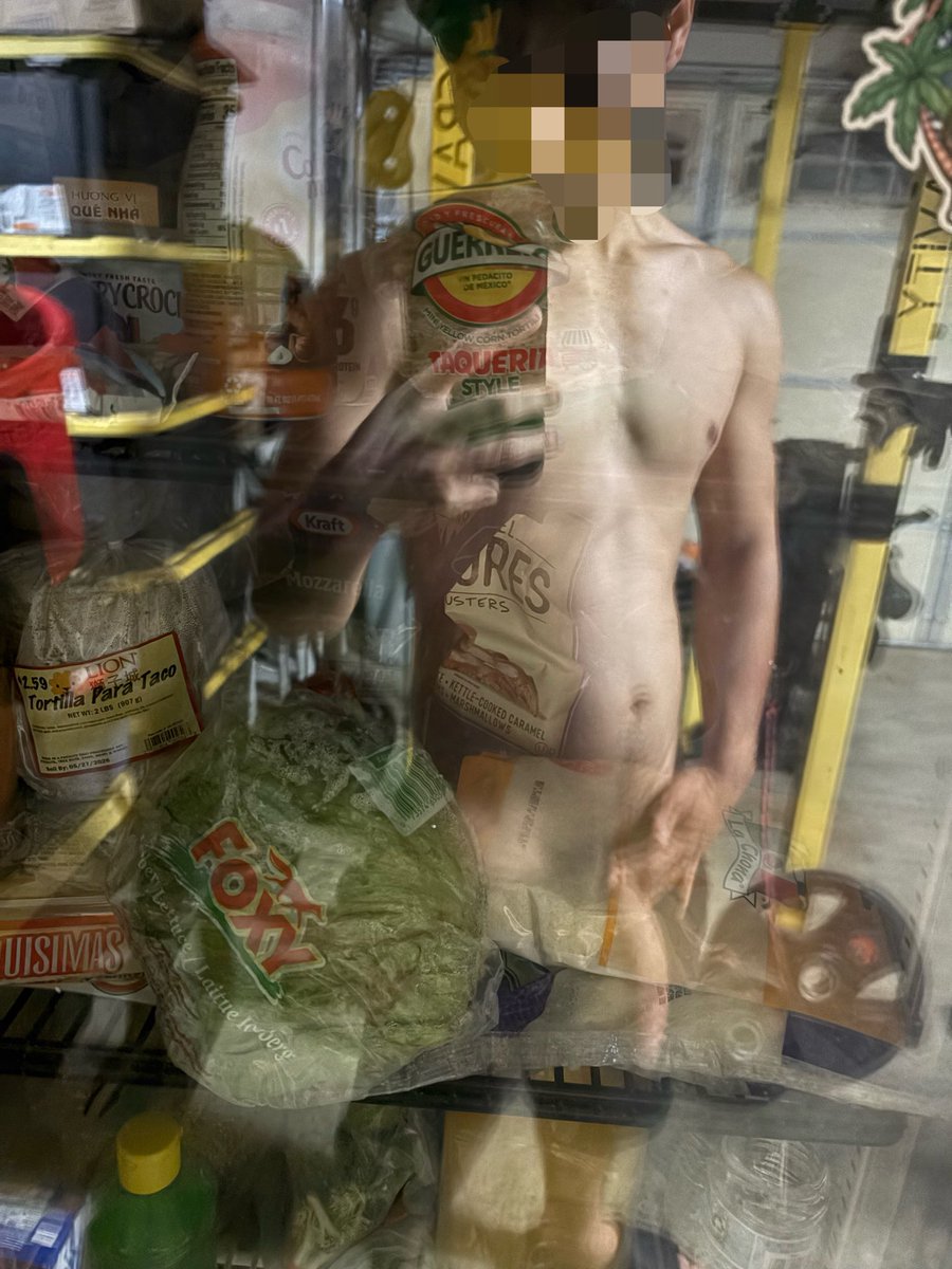 BIGGZZQ's tweet photo. See anything in the fridge u like ? Lmkk #mlm #hung #bay #bi #bro #cali #bayarea https://t.co/4TYvhljMoO