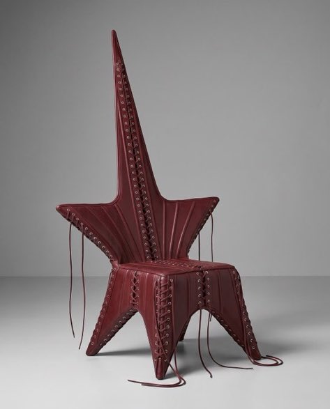 gentleescape's tweet photo. star shaped corset chairs https://t.co/joii6DAd0H