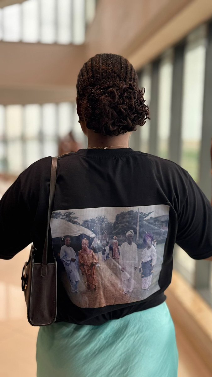 lammy_prime's tweet photo. “Can you put a picture on a shirt?”

Yes we can https://t.co/VgtDaiuqSE