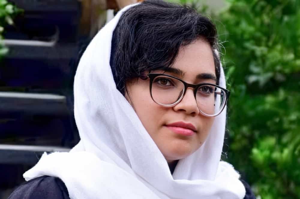 armyhb7i's tweet photo. ارغوان عزیز
#ArghavanFallahi , a 25-year-old Iranian political prisoner, has been sentenced to death.
She has spent months in detention and is now at serious risk of execution.
Arghavan must live. Speak up for her before it is too late.
#StopExecutionsInIran https://t.co/7cj8yu7xXz
