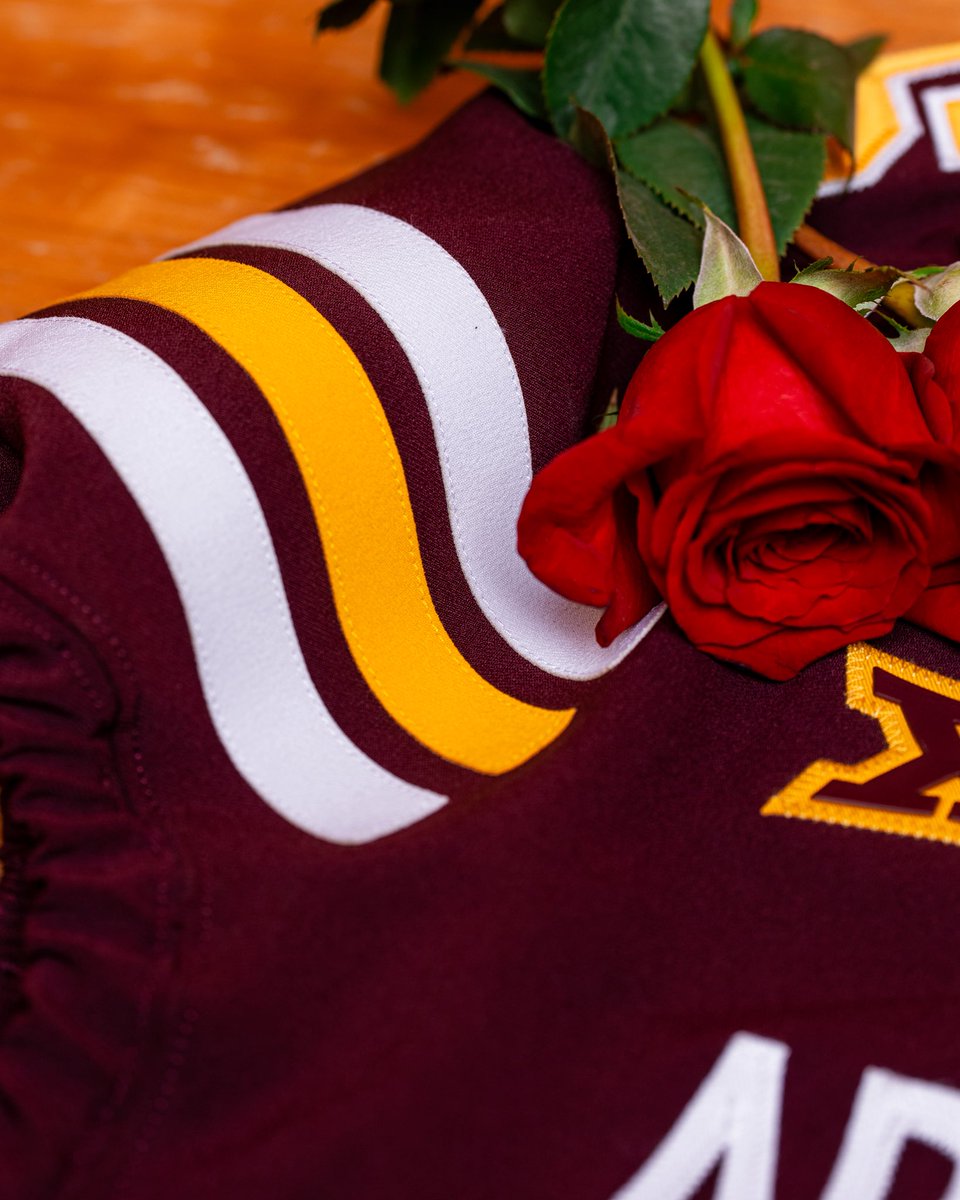 ASUFootball's tweet photo. All in the details 🌹 https://t.co/xtyPmcatk6
