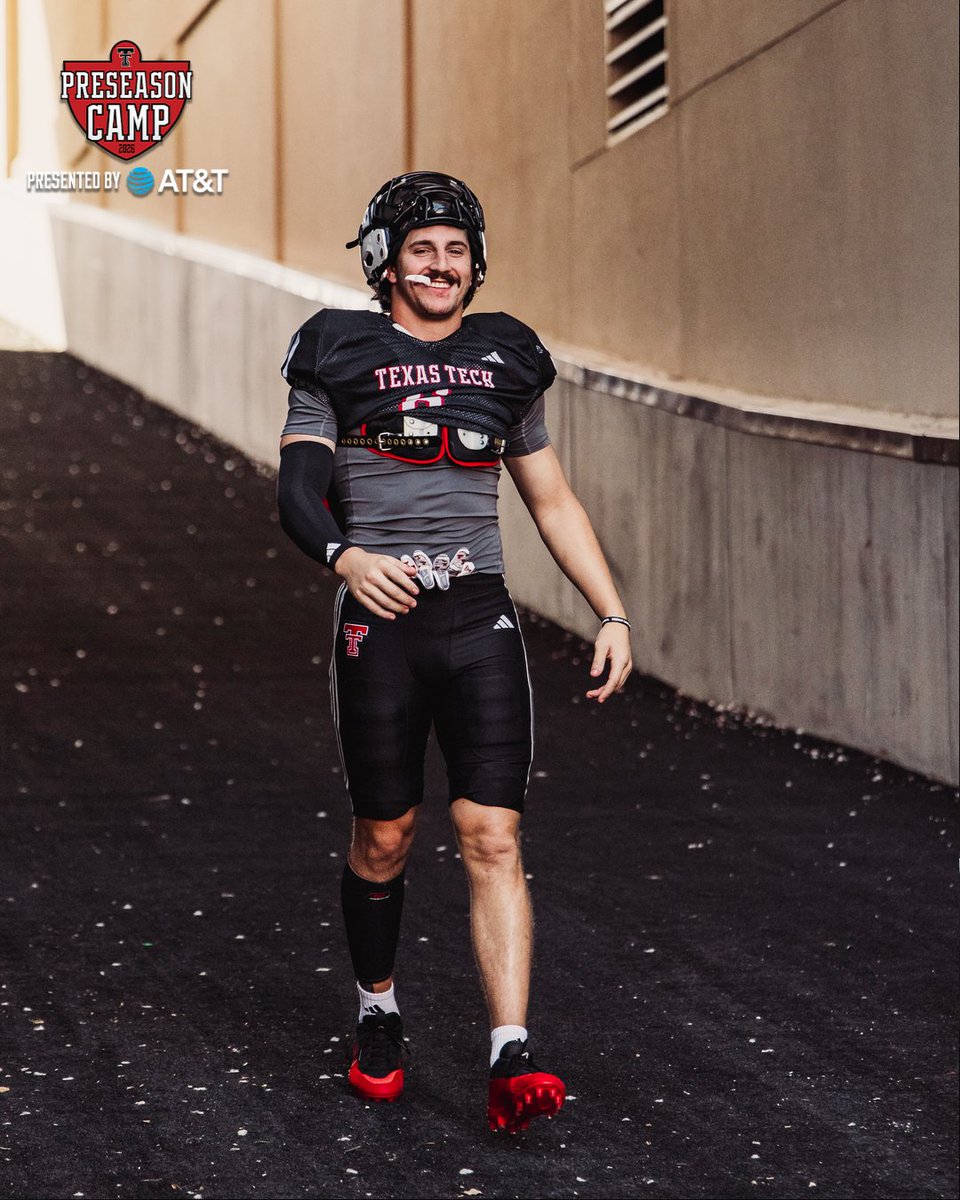 TexasTechFB's tweet photo. Scrimmage No. 1 📍

#WreckEm | @ATT https://t.co/XleWGoK059