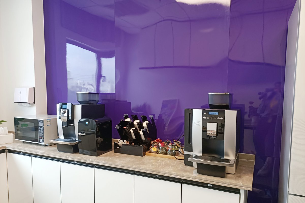 gugum_ugum's tweet photo. Just showed my colleague their coffee order was right—their smile made my whole day  Small acts of kindness go such a long way!， https://t.co/sfRws037cD