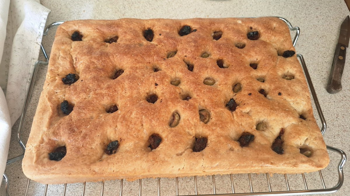 lost_alkhemist's tweet photo. Boom...
#BreadBore https://t.co/z4UKI5Sfd9