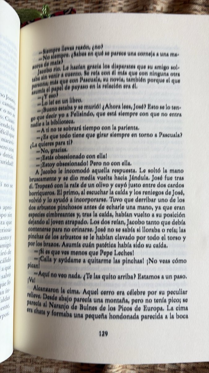 beabravolopez's tweet photo. @edicionesiruela Hola! Tengo una edición de La Península de las Casas Vacías con algunas hojas mal impresas… es un poco molesto de leer… https://t.co/XVS0WNvA7F