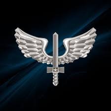 Ovniologia01's tweet photo. 🚨🛸 FORÇA AÉREA BRASILEIRA LIBERA NOVOS ARQUIVOS SOBRE OVNIs NO BRASIL

Novos documentos da Força Aérea Brasileira (FAB), divulgados pelo Arquivo Nacional, revelam pelo menos 18 relatos de fenômenos aéreos não identificados registrados no Brasil durante 2025. Os casos envolvem pilotos, controladores de tráfego aéreo e outras pessoas do setor aeronáutico.