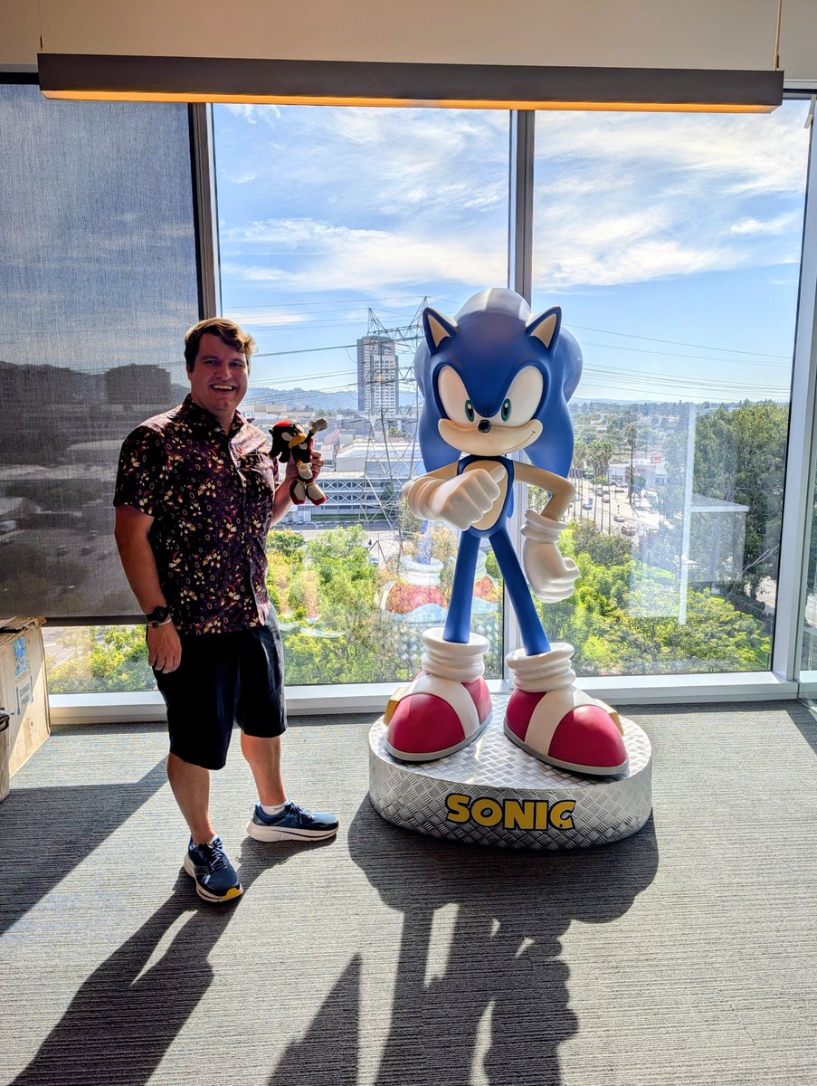 ham_sonic's tweet photo. I started travelling with this Shadow 10 years ago, he's done 79 countries and over 1,000,00km with me

I never imagined my journey would take me here, but better yet, I never realized how many hundreds of incredible Sonic fans I would meet on the way 🥹💖

I am so happy I combine travel with the best community out there. I'm deeply honored I can inspire people too, you guys are the world to me! 🦔💙🌎🌍🌏🛸💨