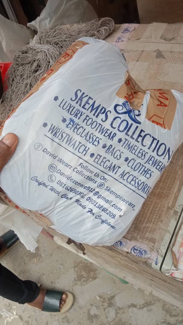 officialskimps's tweet photo. 📦 YOUR ORDER IS ON THE WAY.

From our collection to your doorstep carefully packaged, securely handled, and delivered with care.

✨ Premium Quality
🚚 Nationwide Delivery
📩 DM to Order

SKIMPS COLLECTION
Luxury. Quality. Confidence.

#SkimpsCollection #NationwideDelivery https://t.co/rbWHY09SVZ