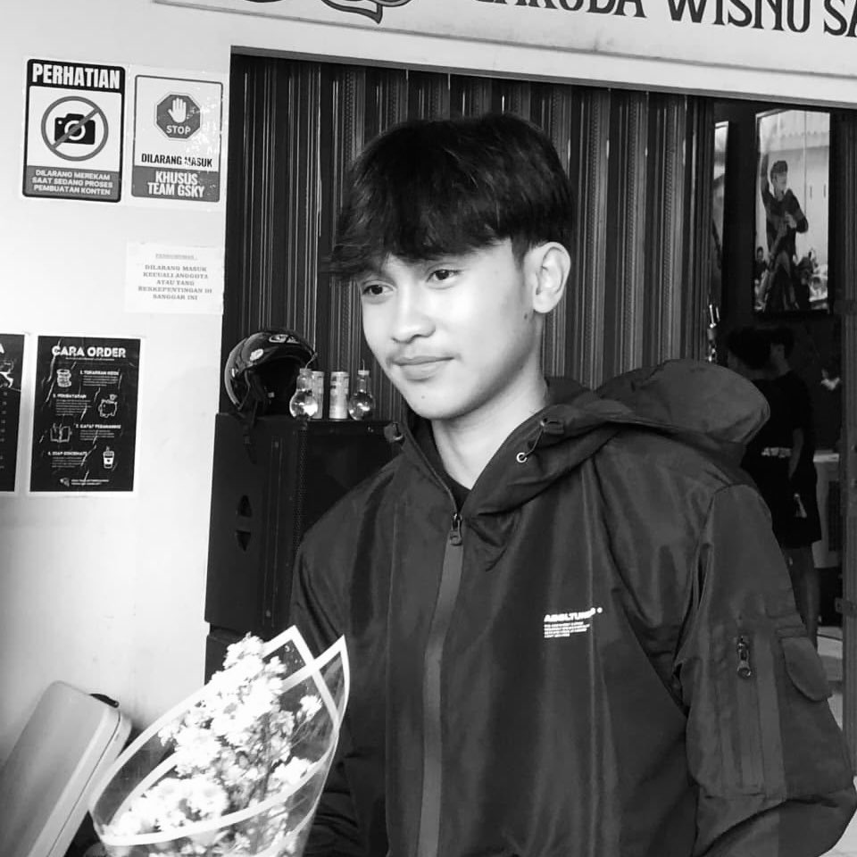 akunkonci's tweet photo. mengmiong — ABO Universe

Ketika takdir memainkan perannya, ia mempertemukan dua jiwa yang terluka untuk saling menguatkan. Meski langkah terasa berat, tekad mereka membuktikan jika pertemuan ini adalah sebuah langkah awal untuk memulai.

https://t.co/uGBDxmxZfQ https://t.co/Z87BEwxLML