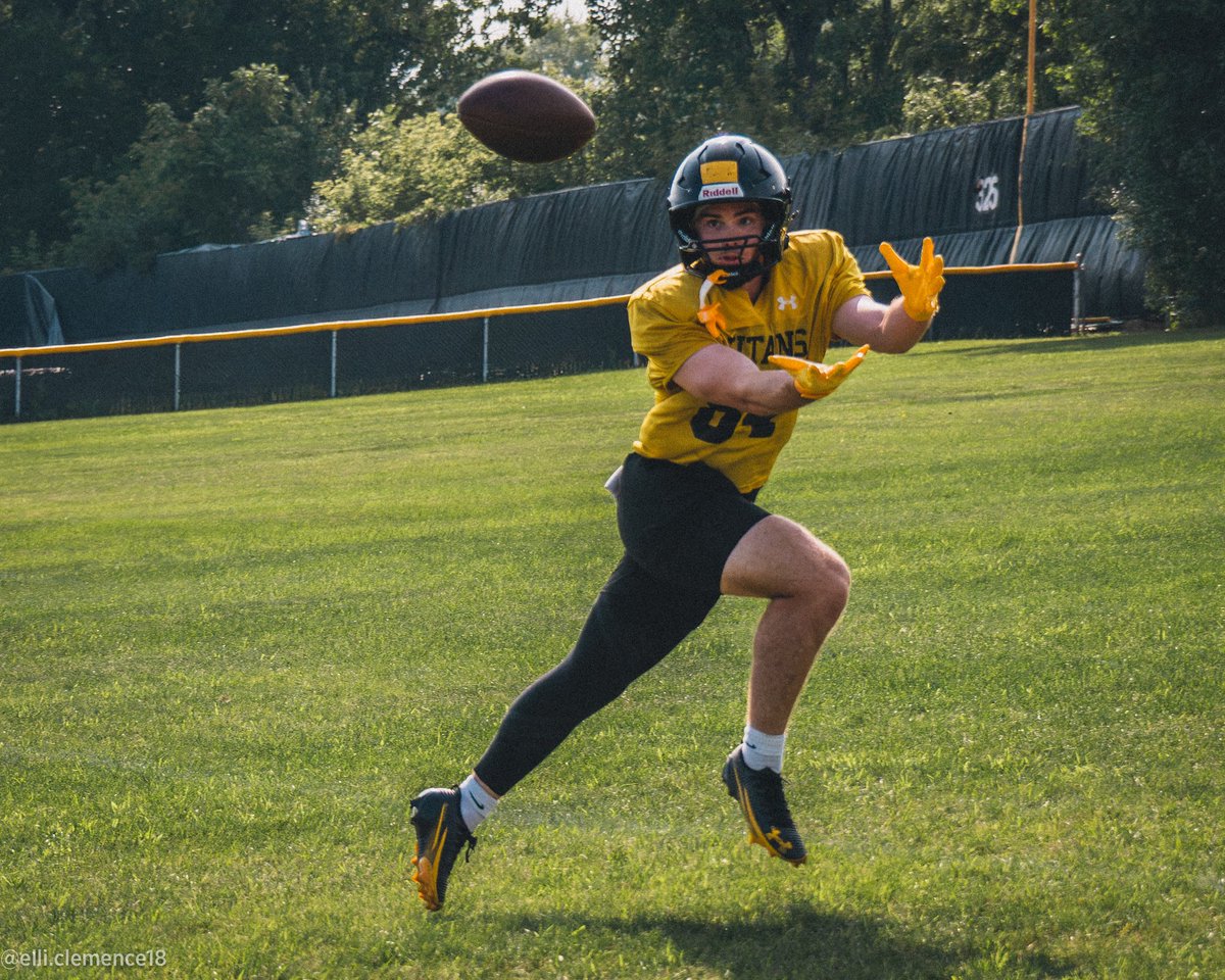 UWOFootball's tweet photo. First day in pads 💥 

#GoldStandard | #DYJ https://t.co/1AJmpenp4L
