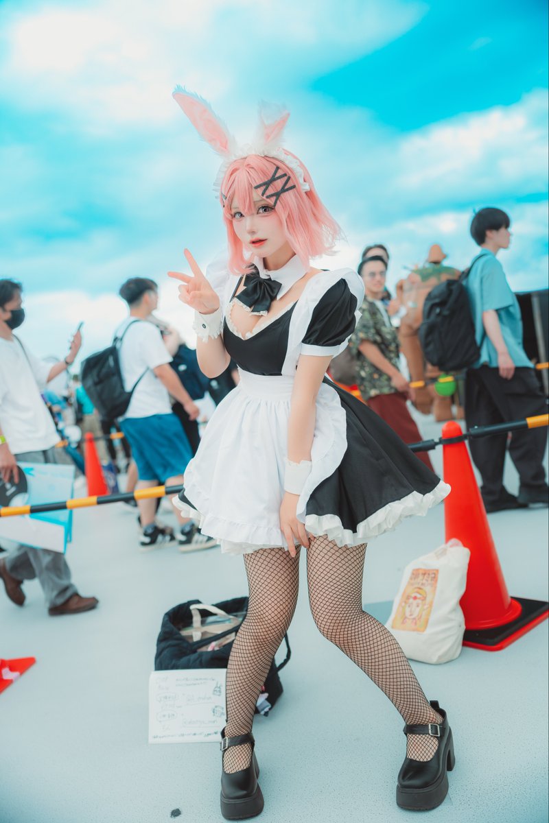 A_erukun's tweet photo. わたしがコミケに行けるわけないじゃん、
ムリムリ！
#c108_cos https://t.co/2S641i01NL
