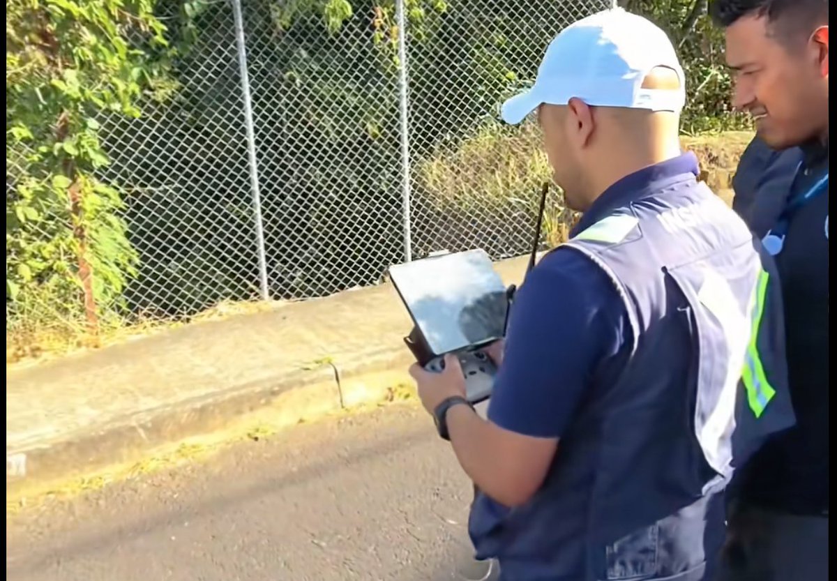 PublinewsGT's tweet photo. 🔔En estos sectores de zona 16 han ocurrido “vibraciones”
Conred informó de los sectores donde han sido recibidos los reportes de vibraciones.
#PublinewsGT #Conred #Insivumeh #VIbraciones
Mira acár⬇️
https://t.co/mgZrY0ItCL https://t.co/Ps1nuvnjku