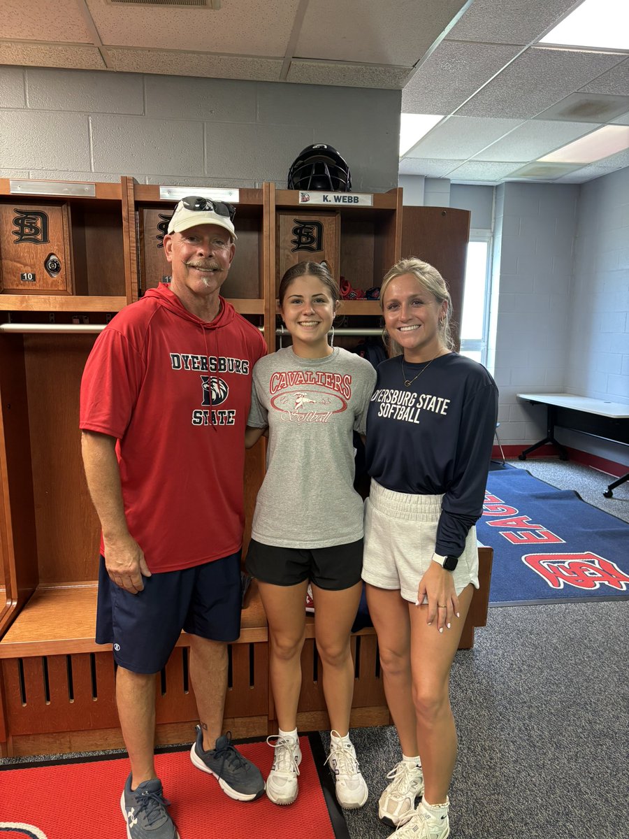 KaliWebb09's tweet photo. Special thank you to Coach Rhodes and Coach Gilly for having me on a visit today. I really enjoyed touring the facilities and getting to talk to both of you! Hope to be back soon!! @DustyRhode87739 @coachgillyy @DSCCSoftball @furyplatjohnson https://t.co/5oKpfiFcqL