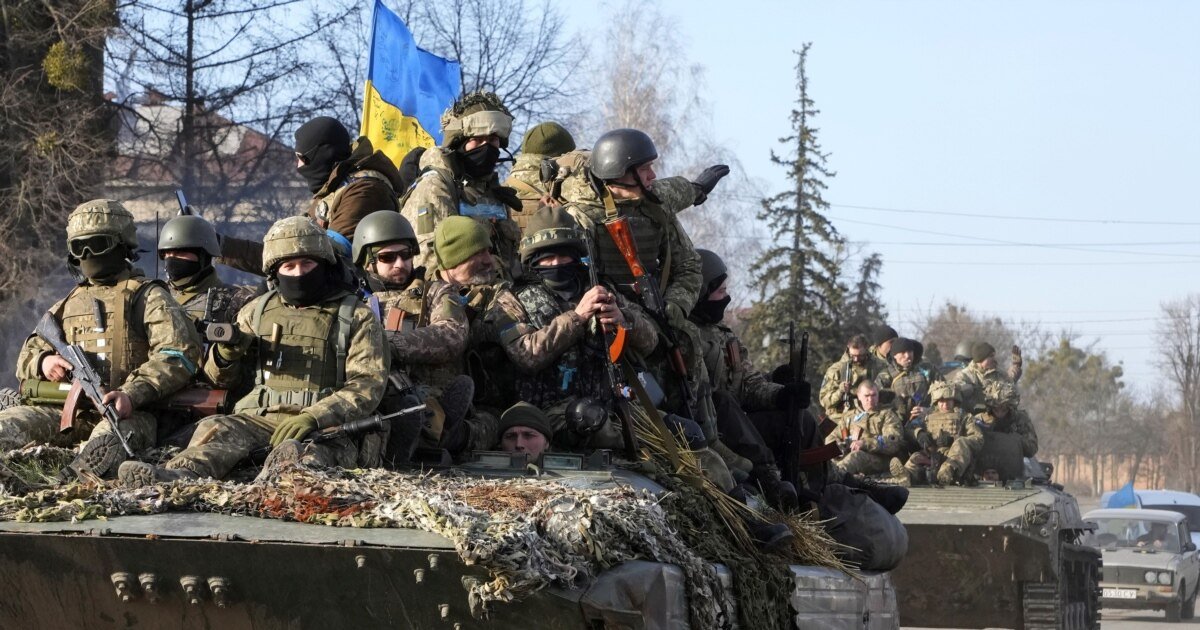 CCBS_News's tweet photo. #Ukraine’s reported gains of 745 km² and 26 settlements in the #Oleksandrivka direction mark a significant local success.
https://t.co/sHjLY5TZQG https://t.co/LGQFd1wS8O