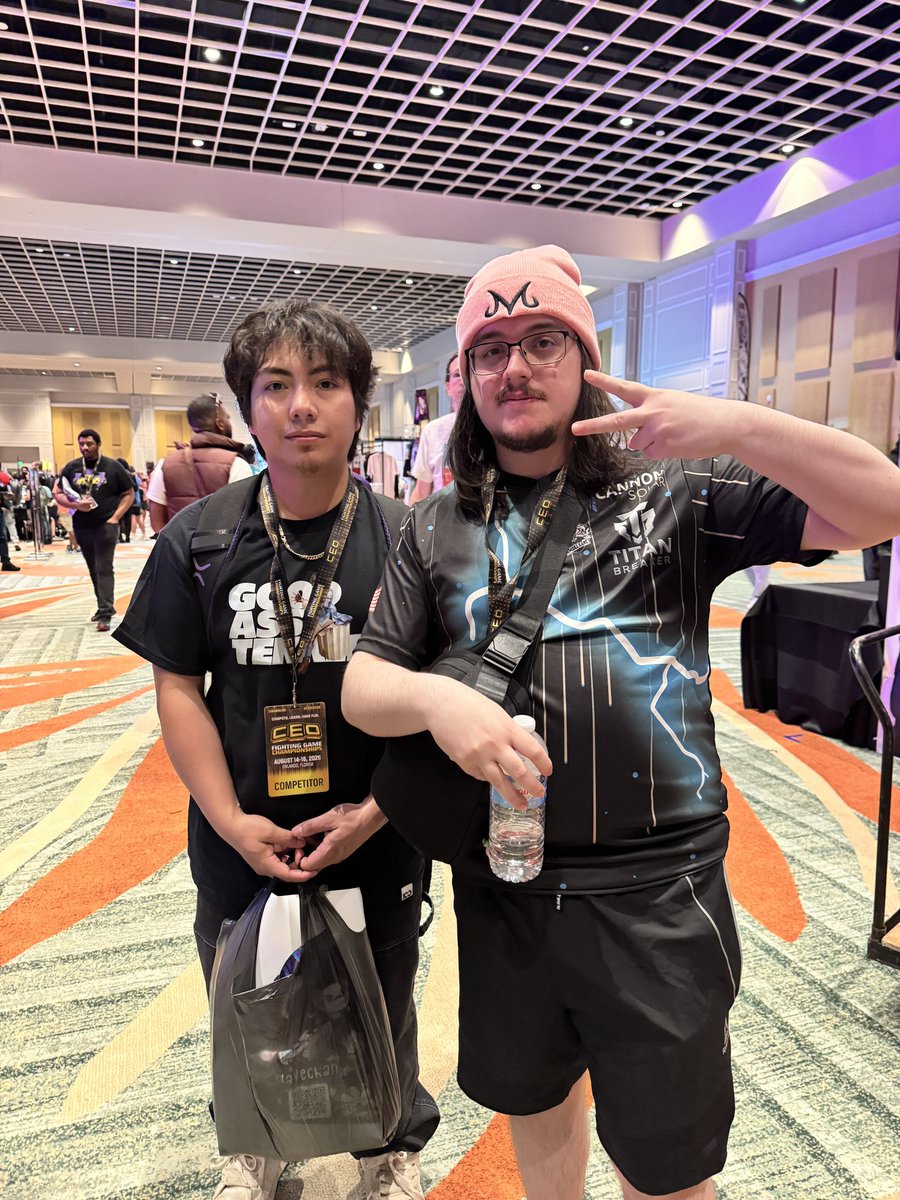 MajinZam's tweet photo. Didn’t perform as well as I wanted, but still had a great time competing and got to meet some of my favorite Tekken players 👊🔥 https://t.co/YknQaje7eK