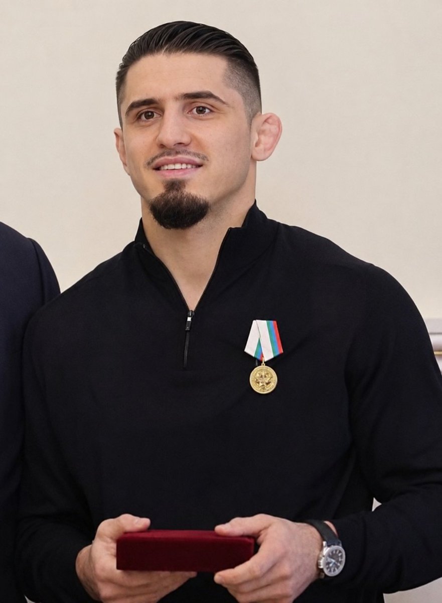 pa11ie's tweet photo. good luck Islam Makhachev and coach Khabib Nurmagomedov #ufc330 https://t.co/RarZor0JOe